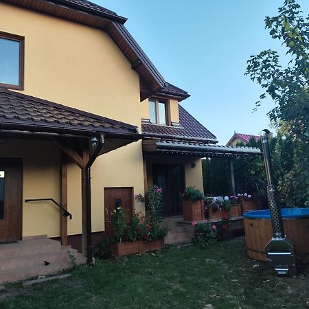 Dolistowka Apartamenty, Pole Namiotowe, Balia Z Jacuzzi, Ogrod Warzywny Dla Gosci, Plac Zabaw Dla Dzieci غونيوندز المظهر الخارجي الصورة