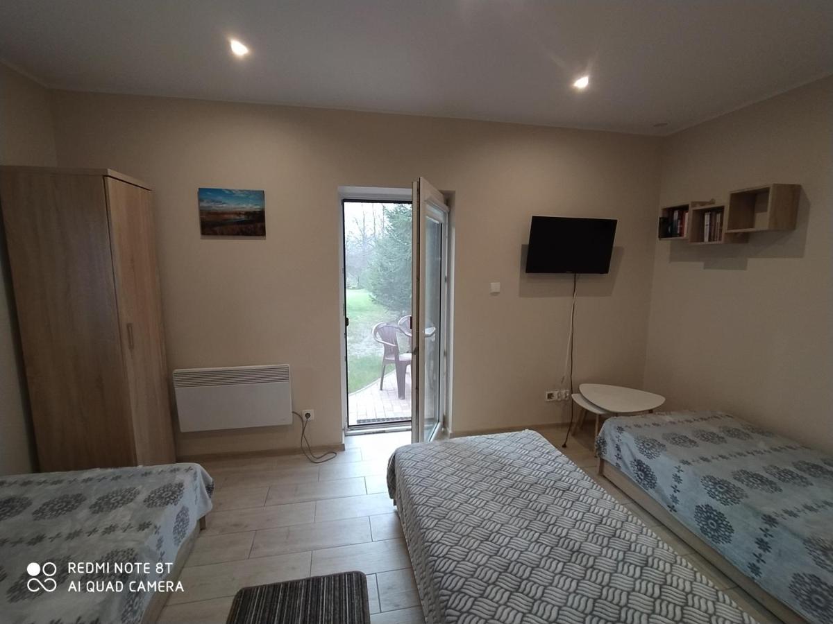 Dolistowka Apartamenty, Pole Namiotowe, Balia Z Jacuzzi, Ogrod Warzywny Dla Gosci, Plac Zabaw Dla Dzieci غونيوندز المظهر الخارجي الصورة